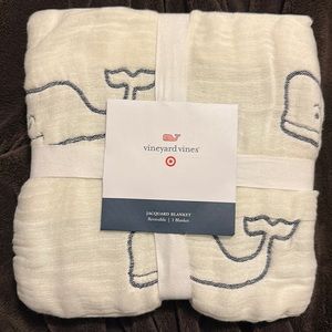 NWT vineyard vines baby blanket